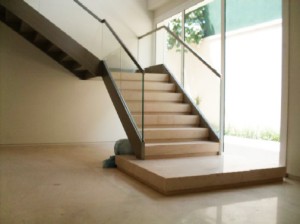 Escada 1     